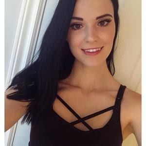 Meet your Posher, Carly